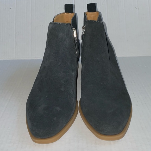Dolce Vita Suede Ankle Booties - Picture 12 of 12